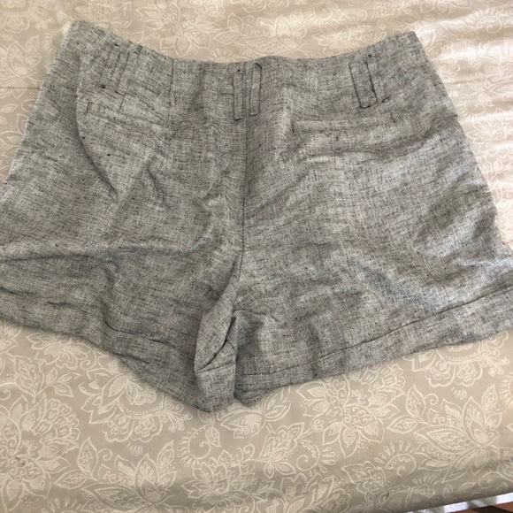 Short - Picture 3 of 4